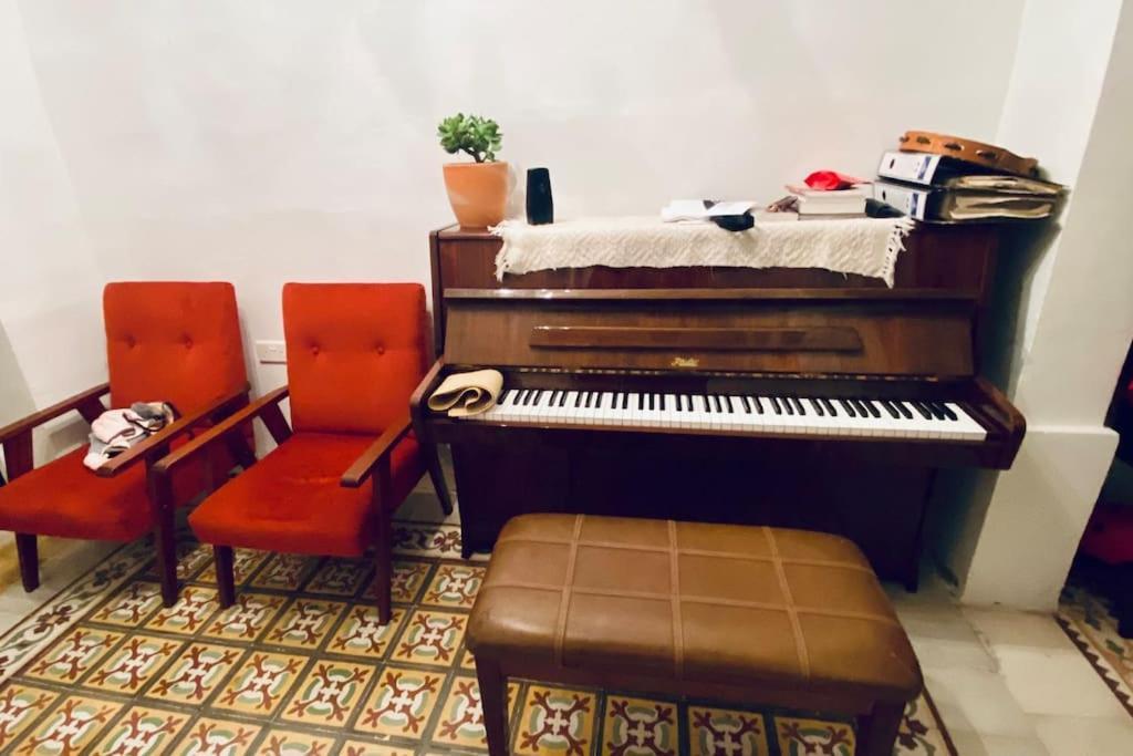 모스타 Free Breakfast, Pool, Spacious Aircon Hideaway 아파트 외부 사진