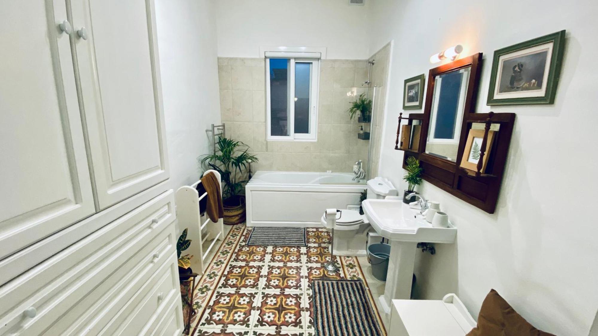 모스타 Free Breakfast, Pool, Spacious Aircon Hideaway 아파트 외부 사진